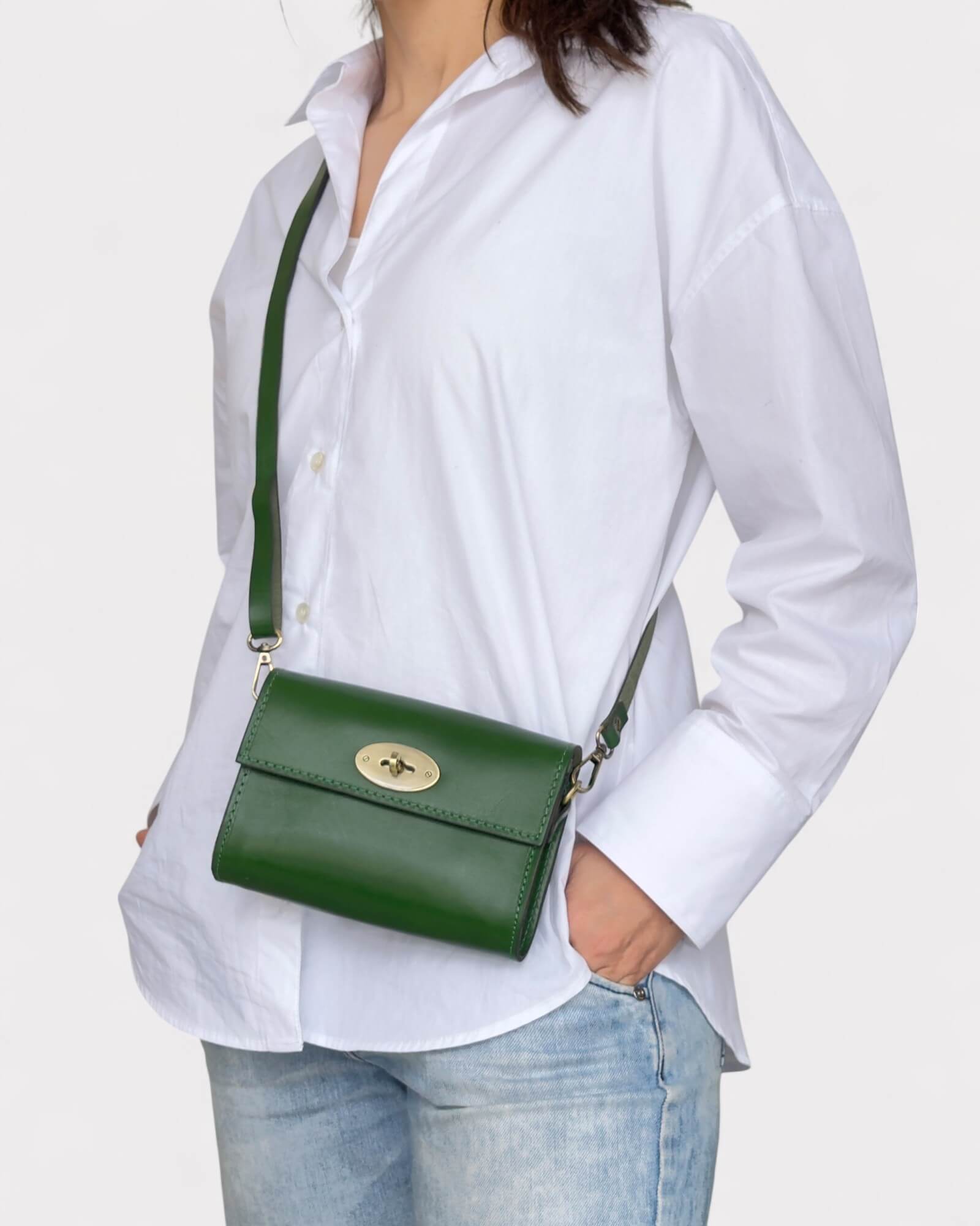 Mini Leather Green Crossbody Clutch – Handmade Artisan Phone Purse