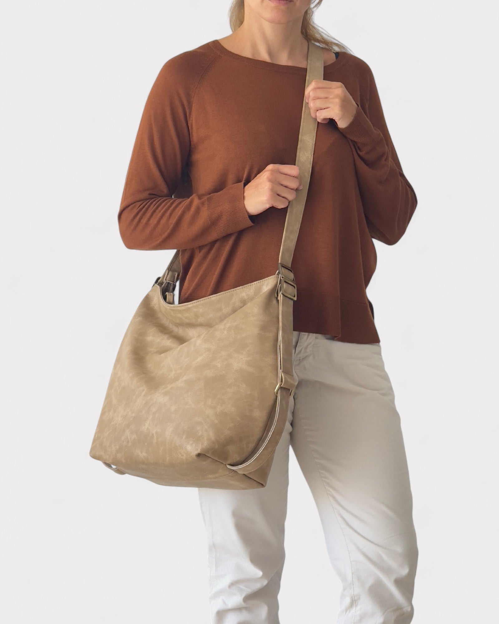 model wearing convertible hobo bag